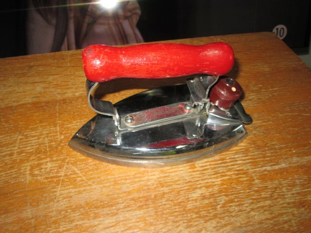 ANCIEN FER Á repasser electrique CALOR de voyage EUR 35,00 - FR