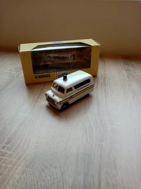 Corgi Classic  Bedford  Dormobile St John Ambulance Van    96923