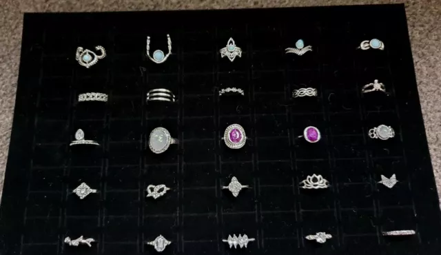 Joblot of 25 Silver Tone Rings LOT 5