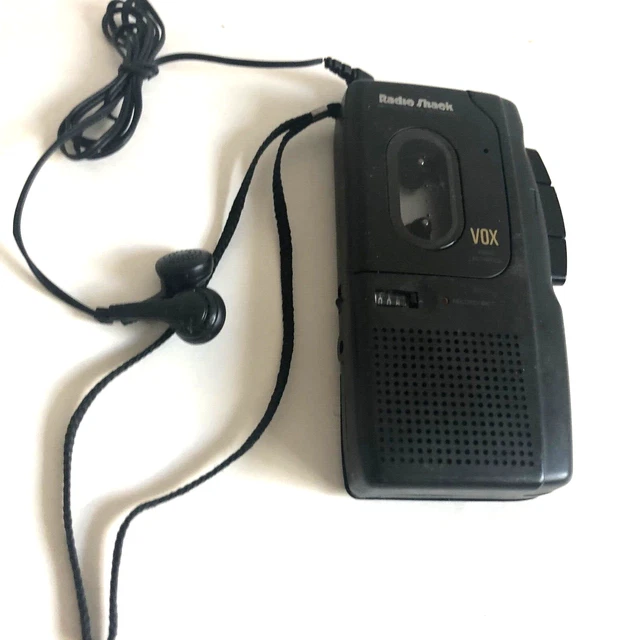 Radio Shack Micro 17 Cassette Recorder with headphones Model 14-1178 Radio Shack Micro 17 Cassette Recorder with headphones Model 14-1178