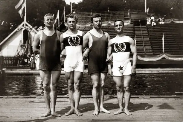 1912 Olympic Games Stockholm Mens Springboard Diving German Team Old Photo