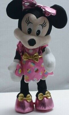 minnie walk & play puppy feature plush
