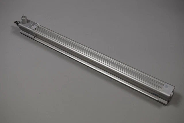 NUEVO FESTO DSBC-32-450-C-PPSA 1463250 [24 Mon. Era EUR 204,49 ...
