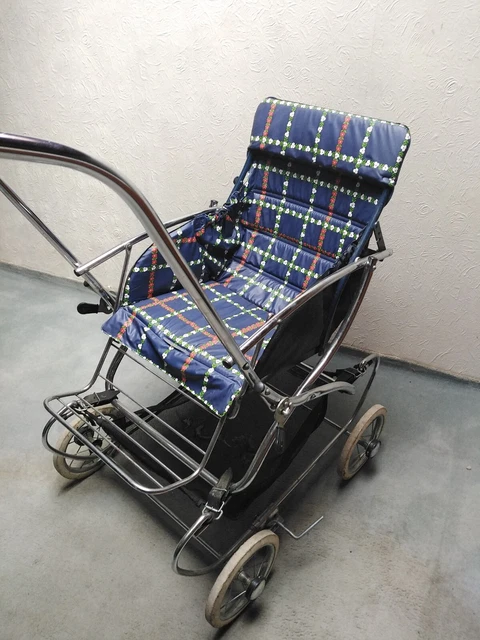 POUSSETTE VINTAGE ANNÉES 70 EUR 60,00 - FR