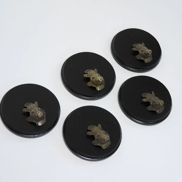 5 X Placa de Jabalí Tablero Keiler Redondo Oscuro Af 13 CM Con Jabalí Cabeza