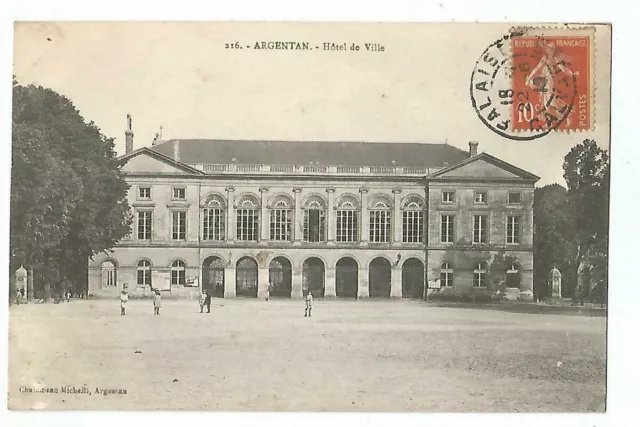 61  Argentan  Hotel De Ville
