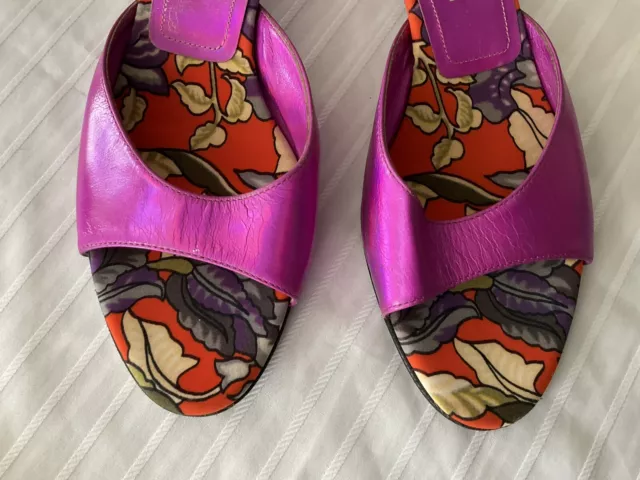 CASADEI  SHOES Size 8 METALLIC  FUCHSIA  BUTTERFLY SLIDES Low Heels ITALY