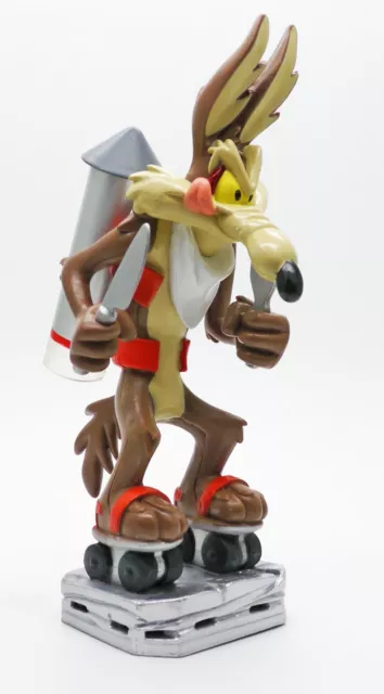 15cm WILLY COYOTE Looney Tunes Wile e warner bros action figures statua razzo