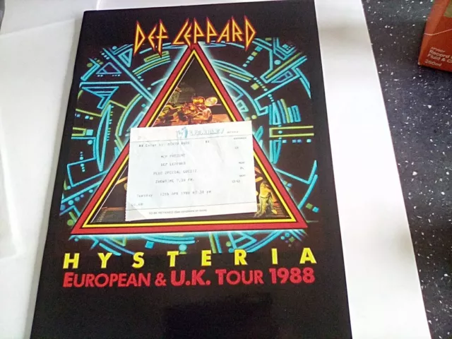 Def Leppard hysteria 1988 tour programme with ticket