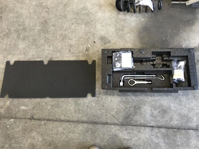 NISSAN Dayz roox 2018 DBA-B21A Kit attrezzi [usato] [PA87627640]