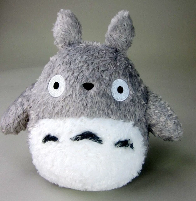 Studio Ghibli Chat en Peluche Bus avec Totoro 24Cm : SEMIC: : Jeux  et Jouets