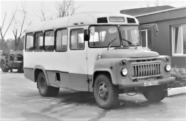 KAVZ-685M Bus  Allzweck-Kleinbus (1986) DDR UdSSR - 1:87 H0 2
