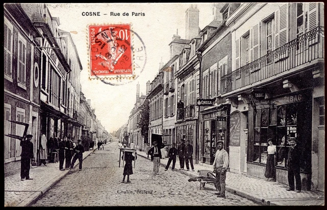 CPA Cosne. rue de Paris. Nièvre 58. beautiful plan 1908