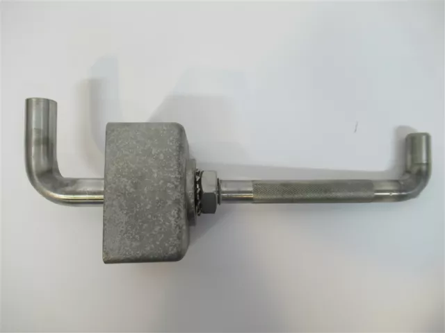 MacLean SI-0040, Hollow Steel / Fiberglass Pole, Stainless Steel Step