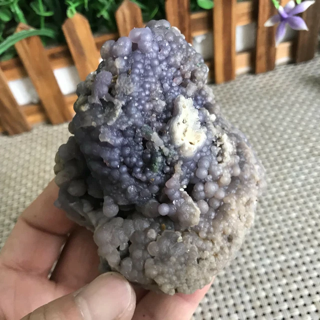 314g Natural green chalcedony grape agate crystal specimen Indonesia 8704