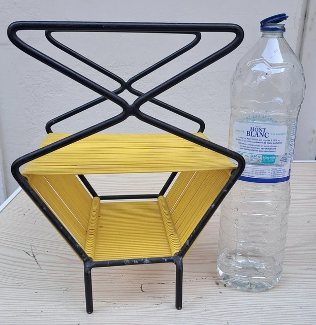 Porte Revues Ou Porte Magazines En Métal Recouvert De Scoubidou Vert Et Blanc Creme 25289
