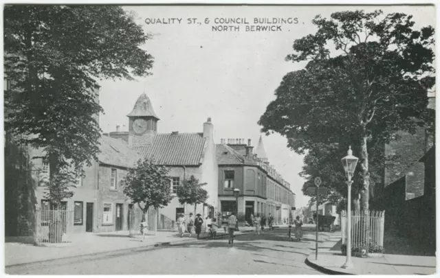 QUALITY STREET AND COUNCIL BUILDINGS, NORTH BERWICK - East Lothian Postcard