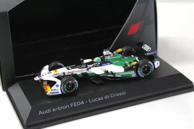 1:43 Spark Audi E-Tron FE04 Lucas Di Grassi Dealer Version