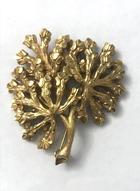 Broche Ancienne Plaque Or Signée Avec Grenats - Modèle 01K20, Bon état