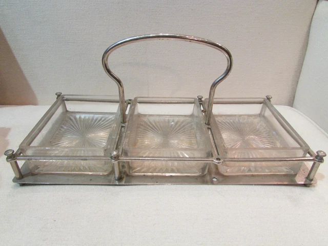 BONBONNIÈRE ART Déco métal argenté, poinçon. EUR 22,99 - FR