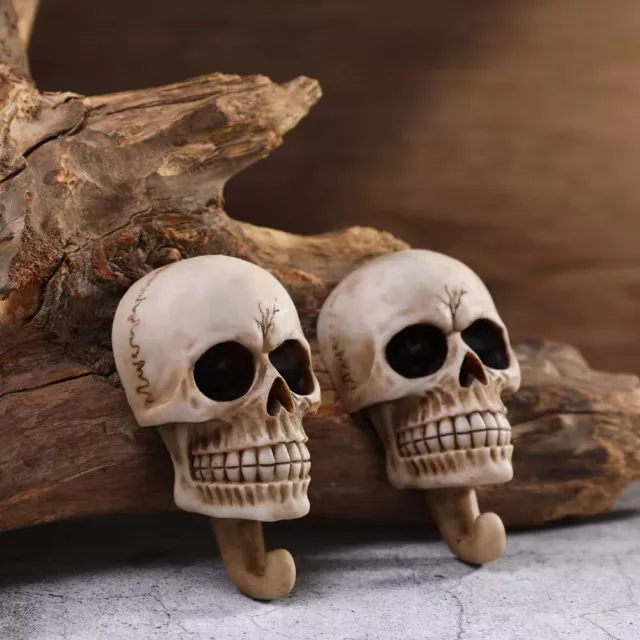 2pcs Antique Wall Mounted Coat Hooks Skull Classic Towel Hanger Resin Home Decor