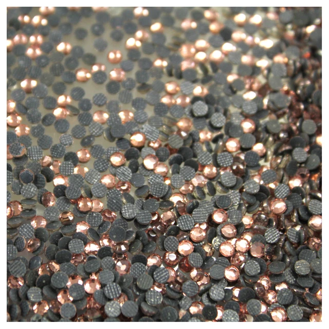 Strass  LIGHT PEACH 500 ex mélange s6+ s10+ s16+ s20 HOT FIX RHINESTONE mixed