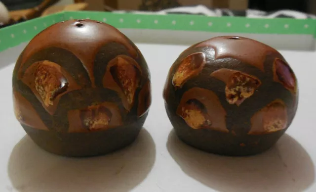 Vintage Salt & Pepper Shakers - Gempo Pottery - Japan