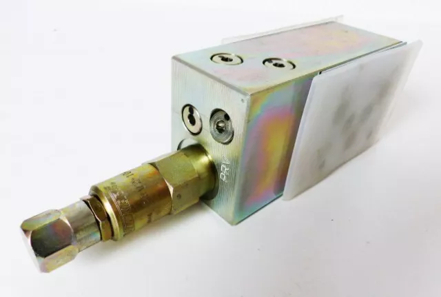 Valvola IMAV DMVZ-10S-P10 + Vickers PRV2-10-S-0-20 Riduzione pressione - inutilizzata/Attn.