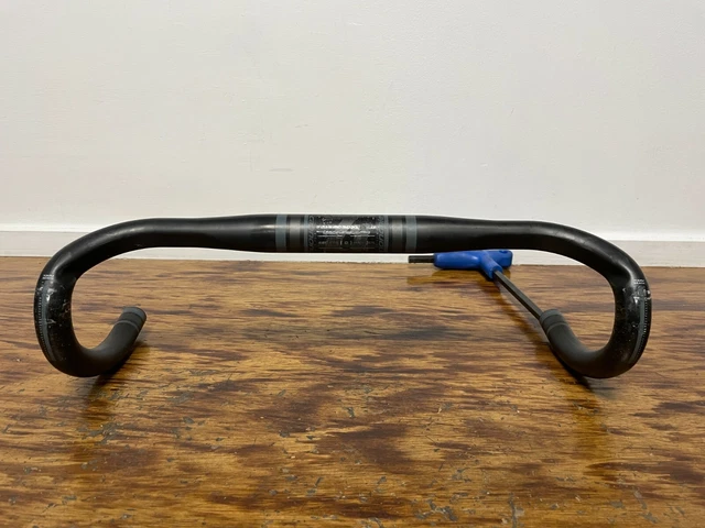 Cannondale escape hanger carbon bar top