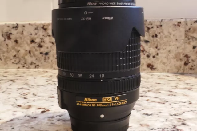 Nikon NIKKOR 18-140mm f/3.5-5.6G AF-S ED VR Zoom