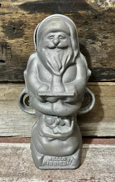 Cast Iron 11.5” Tall Santa Claus ~ Welcome Kiddies - Griswold Vintage Cake Mold