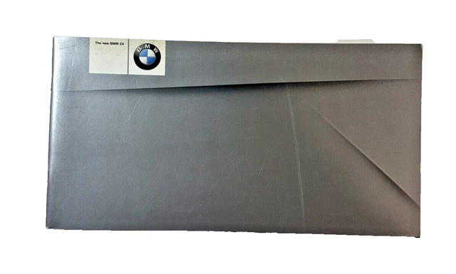 2002 The New BMW Roadster Z4 Sales Brochure Catalog Germany