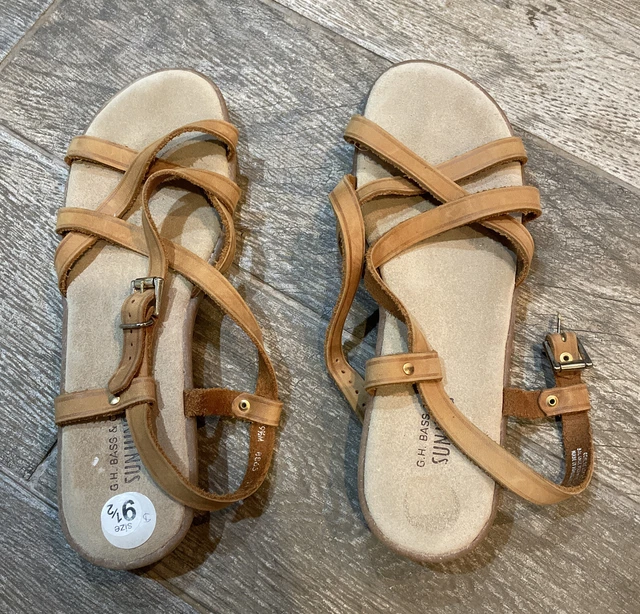 G. H. Bass & Co womens sunjuns sandals size 9.5