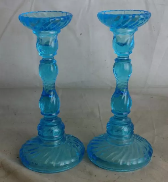 Paar antike Pressglas Kerzenleuchter Kerzenständer blau Originale