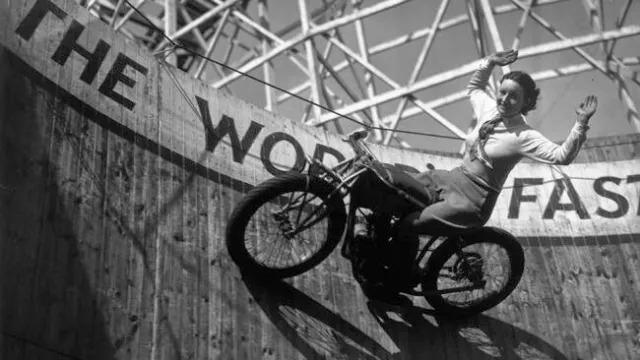 Antique Circus Wall of Death Photo 1216b Oddleys Strange & Bizarre