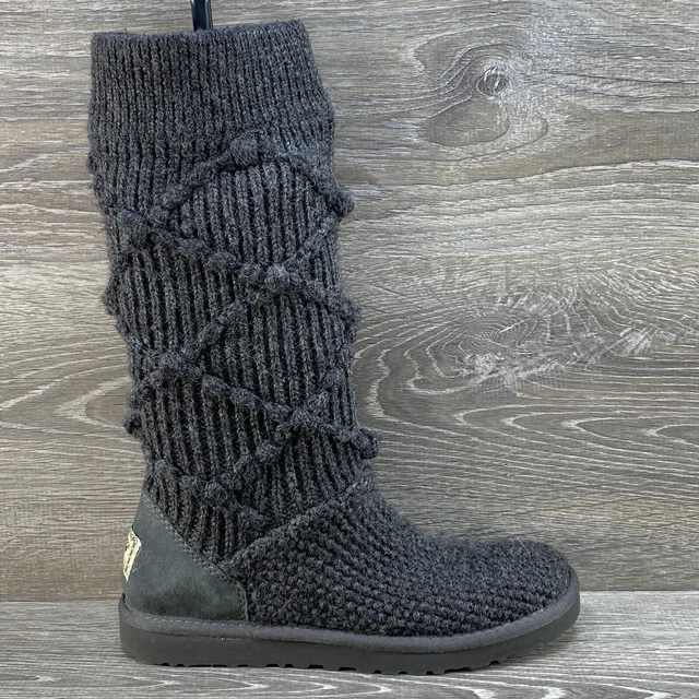 Ugg 5879 hotsell