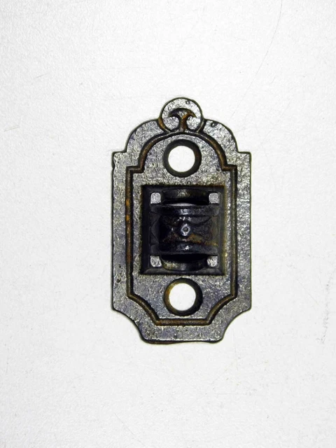 Very Small Antique Original Wall Mount Lamp Bracket in Ornate Cast Iron, 1880's