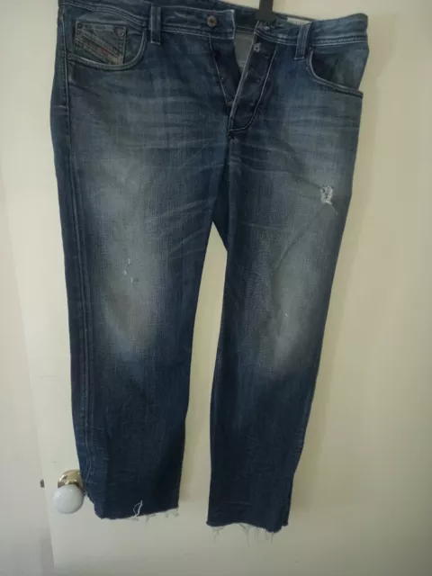 Diesel LARKEE Jeans Mens Sz W36 L32 Regular Straight Blue Denim Button Fly