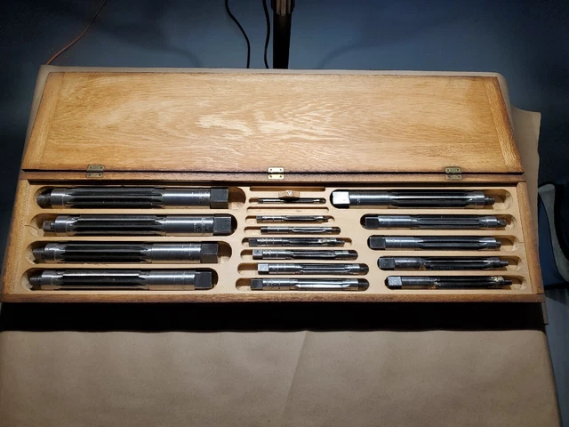 Millersburg Adjustable Reamer Set Straight Flute R&T Co 16 pcs.   1 1/2" - 5/16"