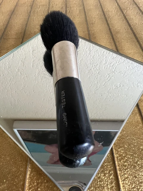 Laura Mercy a brush