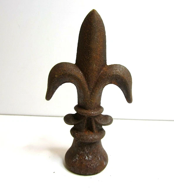 Vintage Cast Iron Fleur De Lis Garden Statue Fence Post Finial Topper 6.5"
