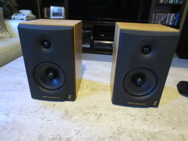 Wharfedale Diamond 7.2 Bookshelf Speakers Light oak EX.condition