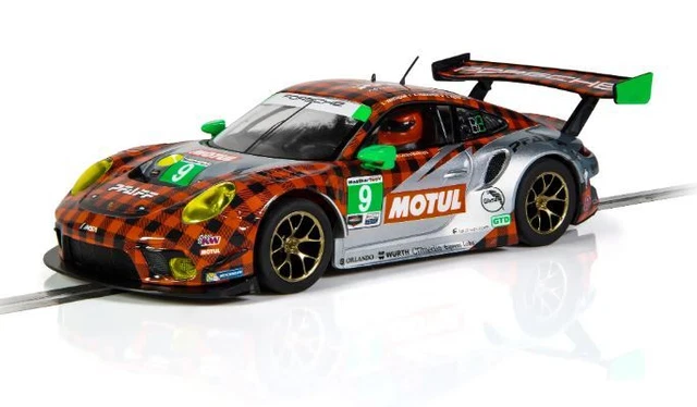 Scalextric PORSCHE 911 GT3 R 24 H DAYTONA 2020 PFAFF RACING SLOT 1:32