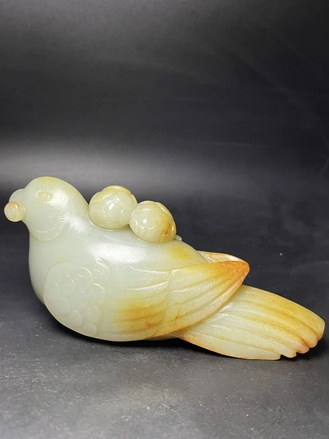 Chinese Exquisite Handmade Bird carving Hetian Jade Statue