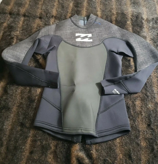 Billabong Foil AX2 Superflex Mens Small Black Long Sleeve Wetsuit Top