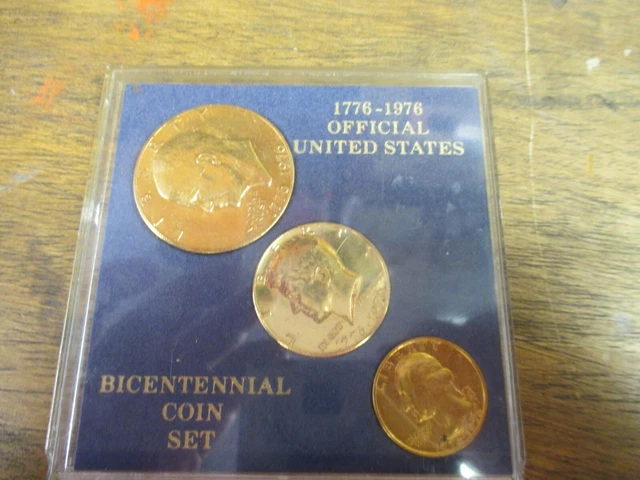 1776-1976 S Official United States BICENTENNIAL GOLD PLATED COIN SET