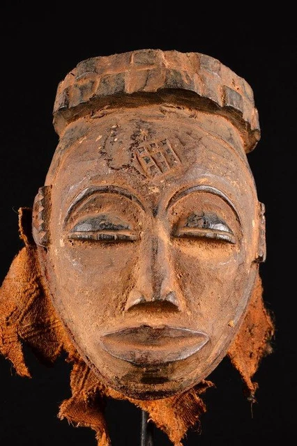 20772 African Old Punu Mask / Mask Gabon