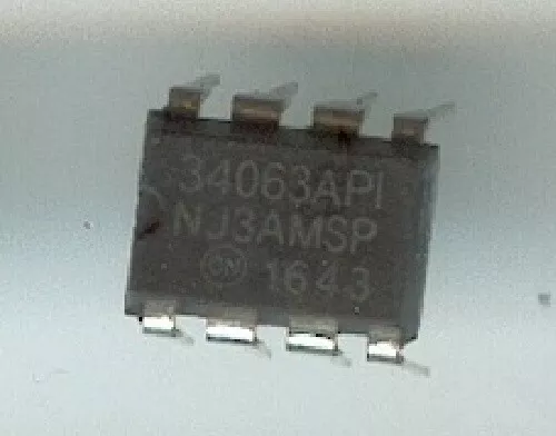 Circuit integre MC34063API MC34063 API