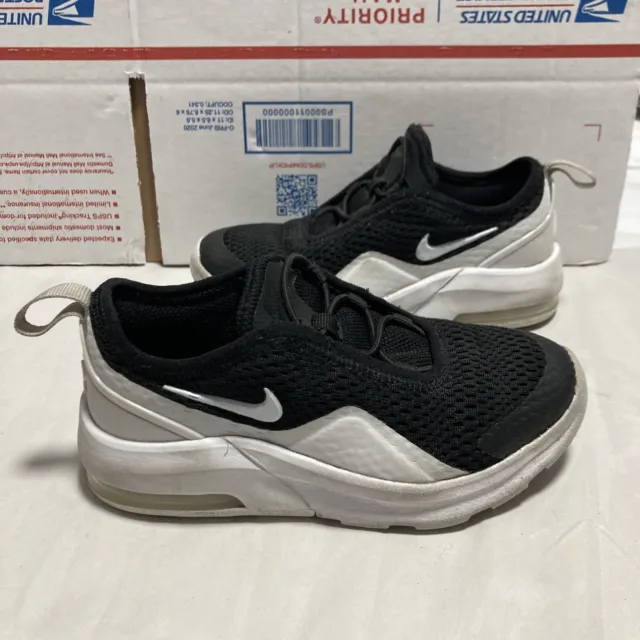 Little Kid's Sz 11C Nike Air Max Motion 2 Black/White (AQ2743 001) USED