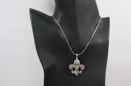 Women Silver Metal Fleur De Lis Charm Fashion Necklace Bling Lily Flower Charm